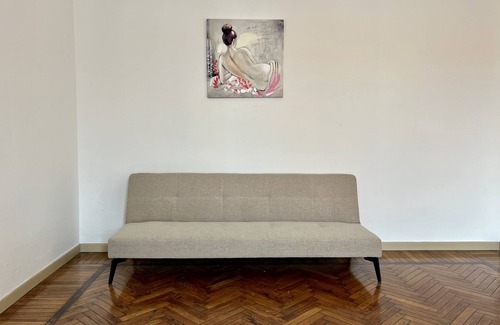 Acquabella Apartment | Modern BIG Studio Goldoni Near Duomo & M4 Airport Access