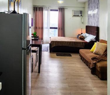 Phil-Am Apartment | Big Studio Near North Avenue and Trinoma