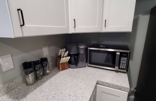 De Funiak Springs House | Cozy Big Tiny House in Defuniak Springs with Kitchen Access
