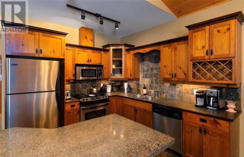 Big White Ski Resort Apartment | Inviting Big White 2 Bdrm Retreat with Hot Tub & Vaulted Ceilings