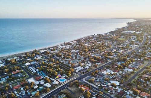 West Busselton Resort | Pet-Friendly BIG4 Breeze Holiday Parks with Ocean Views