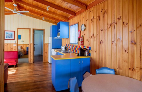 Port Fairy Hotel | Inviting BIG4 Port Fairy: Pool, Breakfast & Family Fun