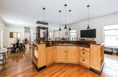 New London House | BigBear Lodge: Mt. Sunapee Retreat with Hot Tub & Firepit