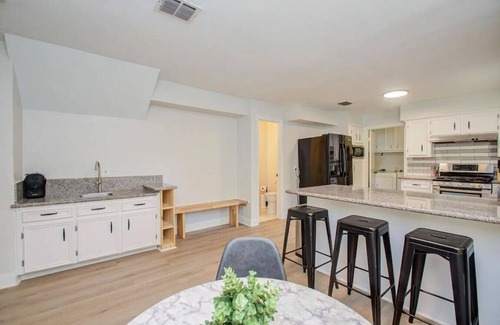 Jersey Village House | Explore the Bigger & Better Tropical Oasis Getaway