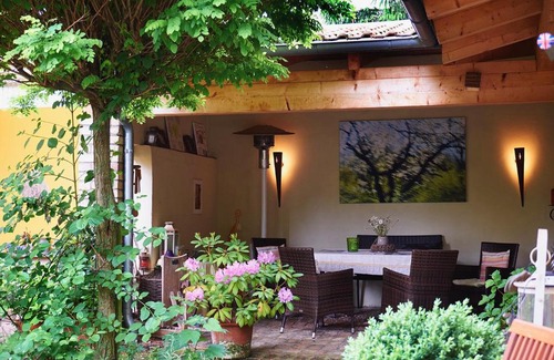 Flonheim Bed & Breakfast | Family-Friendly Biggi's Bed & Breakfast with Kitchen Access