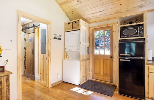 Granite County Cabin | Breakfast with Bighorn Sheep: A 10/10 Family Stay!