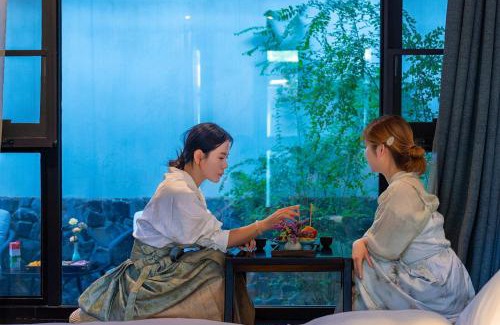 Lintong District Hotel | BigHouse