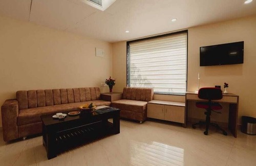 Jabalpur Hotel | BIGWIG HOTEL