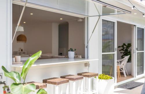 Yamba Apartment | Discover Biirinba: Exceptional 4-Star Family-Friendly Retreat