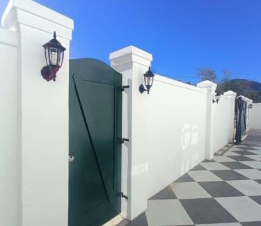 Graaff-Reinet Apartment | Bij De Graaff