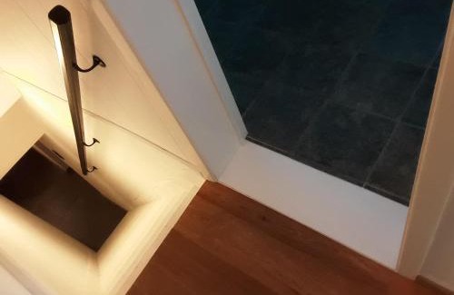 Leopoldsburg House | Eco-Friendly Bij Sarah: Breakfast & Hot Tub Await You