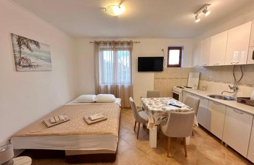 Bijela Apartment | Bijela Apartment: Exceptional Stay for Families with Kids