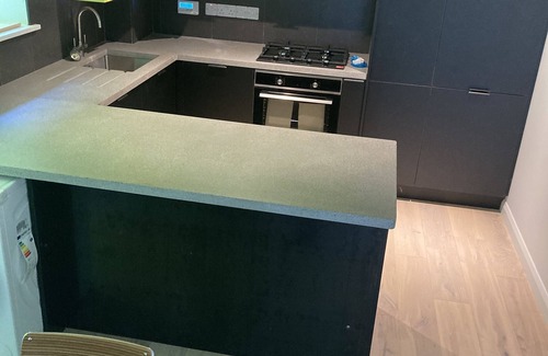 Cork House | Outstanding Bijou Mews: Family-Friendly with Breakfast