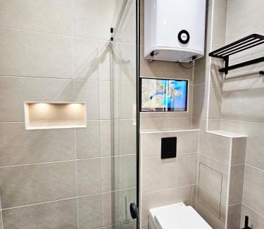 Lozenets Apartment | Bijou: Prime Location with Free Parking & Family-Friendly