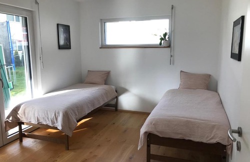 Alpnachstad Apartment | Bijou near Lucerne and Mountains