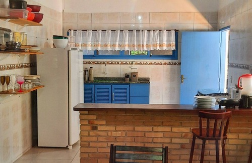 Ubatuba House | Bijupirá House: Pet-Friendly Retreat with Private Pool
