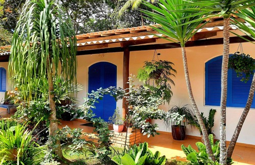Ubatuba House | Bijupirá House: Pet-Friendly Retreat with Private Pool