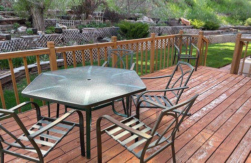 Rapid City House | Biker and Golfers Delight 3-bedroom house in enjoyable Rapid City with WiFi, AC