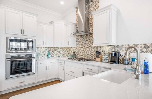 Panama City Beach House | Bikes| Golf Cart | Heated Pool | Close to Beach
