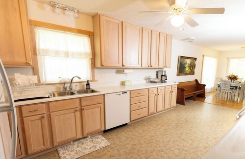 Perks House | Peaceful Retreat on Tunnel Hill State Trail - Guest Rated 10/10