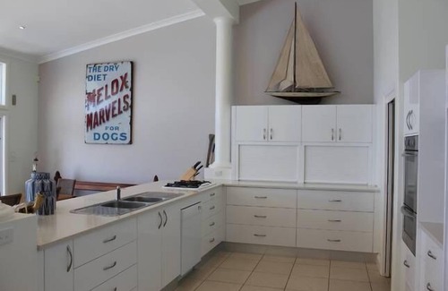 Culburra Beach House | Oceanfront Escape at Bikini Bottom Culburra - Guest Rated 9.8