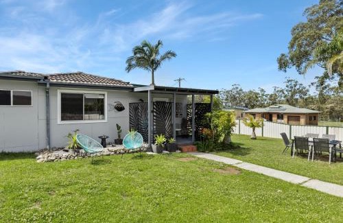 Huskisson House | Experience Jervis Bay at Bikini Bottoms: 9.8 Guest Rated