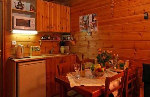 Bustan HaGalil Ski Chalet | Relax at Bikta BaMata: Oceanfront Bliss Awaits You