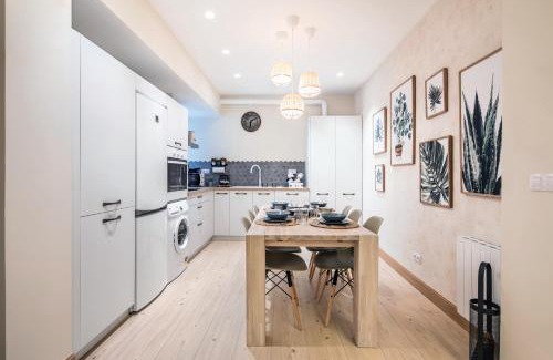 Ametzola Apartment | Family-Friendly Stay at Bilbao Indautxu I by Aston Rentals