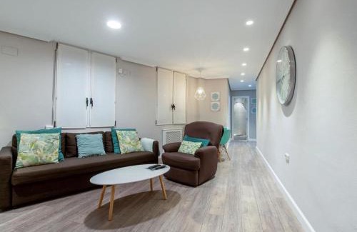 Basurtu Apartment | Discover Bilbao San Mamés by Aston Rentals: 4-Star Comfort