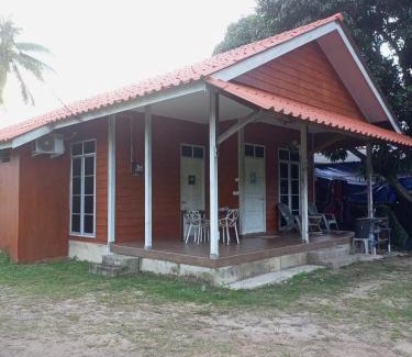 Kampung Gong Datok House | Budget-Friendly Bilik Bajet: Rated 9/10 & Child Friendly