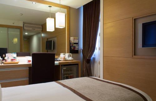 Ankara Hotel | Elegant Bilkent Hotel & Conference Center with Pool Access