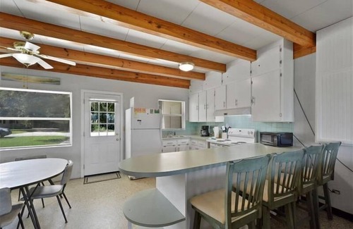 Jekyll Island House | Pet-Friendly Bill Smith House A with Gorgeous Ocean Views