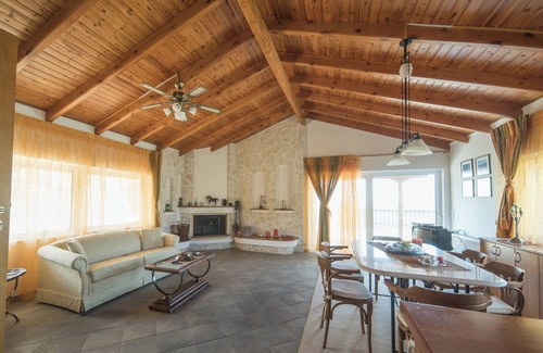 Loutraki Apartment | Billi's Loft granting stunning sea views ideal for a relaxing holiday.