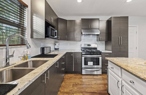 MacGregor House | Ultimate Fun: Billiards, Ping-Pong & Foosball Awaits!
