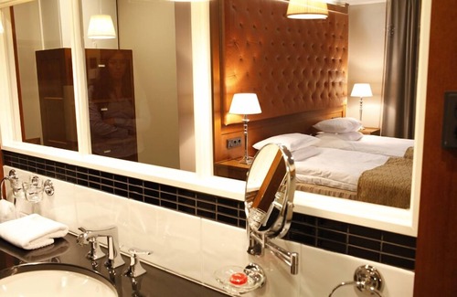 Billnas Hotel | Discover Billnäsin Ruukki: Highly Rated Family Getaway