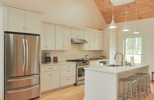 Wiscasset House | Cozy Family Retreat at Billy Goat's Gruff, Pet Friendly