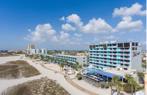 Treasure Island Resort | Beachfront Bilmar Beach Resort with Pool and Ocean Views
