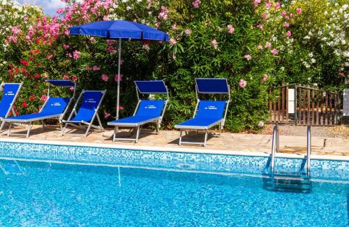 Grosseto House | Discover Bilo Camelia: Pet-Friendly Oasis with Pool