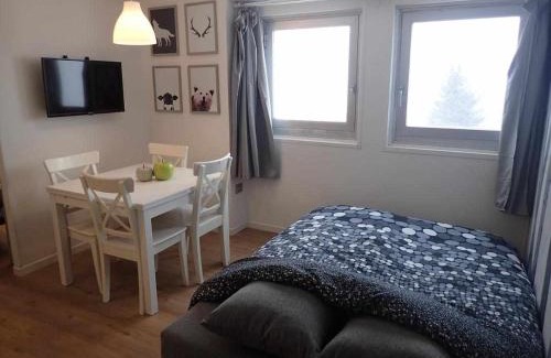 Passo del Tonale Apartment | Cozy Apartment with Kitchen, 300m from Ski Slopes