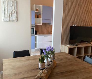 Opera Apartment | Bilocale di Prestigio a pochi passi a piedi dallo IEO 10 minuti in auto da HUMANITAS 15 minuti dal centro di Milano