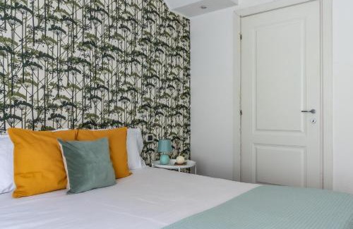 Loreto Apartment | Modern Bilocale in Via Padova near Stazione Centrale