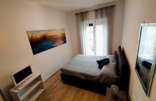 Minturno Apartment | Central Bilocale Sebastiani: Family-Friendly Retreat
