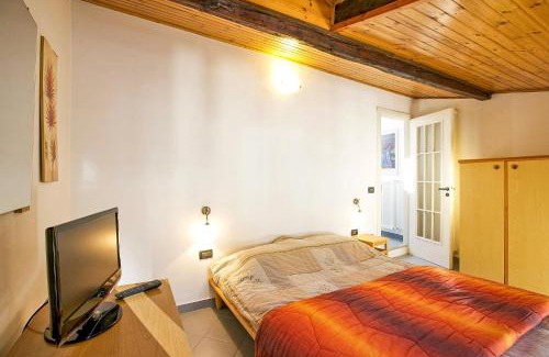 Gonte Apartment | Budget-Friendly Bilocale Pieggio - Perfect for Families