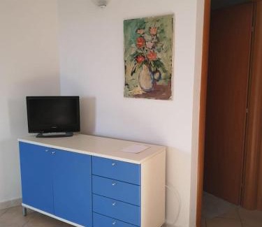 Rena Majore Apartment | Seaside Bilocale with Breakfast & Pet-Friendly Amenities