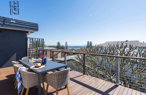 Yamba Apartment | Oceanfront Relaxation at Bimbajong Pines - Rated 10/10