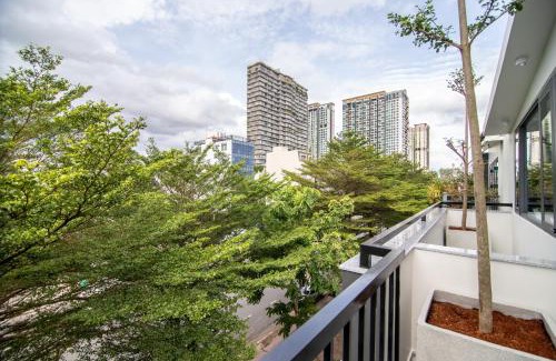 An Phu Hotel | Child-Friendly Stay at Bin Bin Hotel 12 Near Sala Residence
