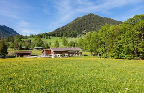 Ramsau bei Berchtesgaden Apartment | Oceanfront Bindenhäusl in Ramsau - Guest Rated 10/10