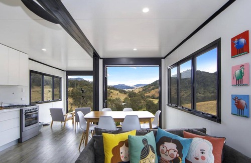 Bindera House | Bindera Container House: Top-Rated Family Getaway Awaits