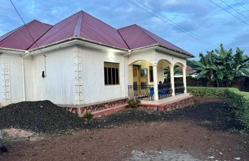 Kisoro House | Budget-Friendly Binga Villa: Pet and Child Friendly Stays