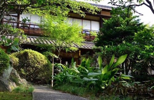 Kurashiki Hotel | Discover Bingoya: Pet-Friendly Haven with Breakfast Included